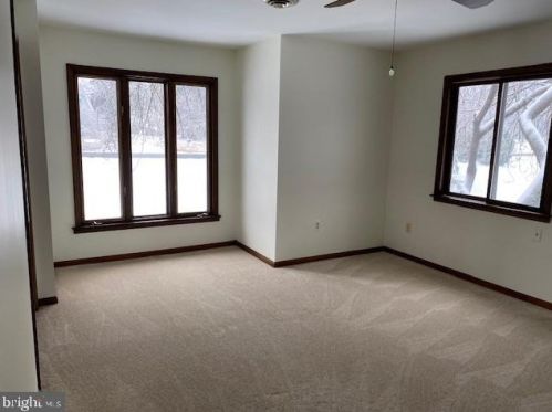 220 Gln Oban Dr, Arnold MD 21012-2110 exterior