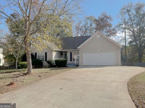 386 Waterfront Dr, Mcdonough, GA 30253-8288