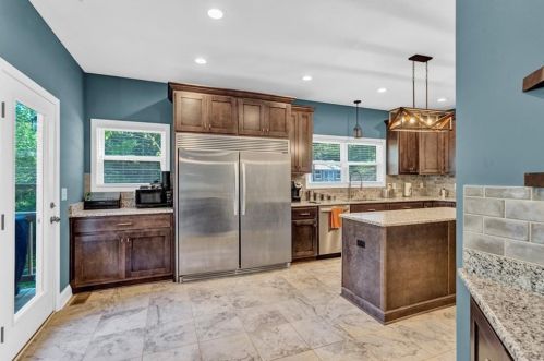 129 Blackhawk Ct, Big Canoe GA  30143 exterior