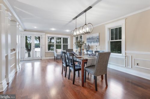 728 Oak Grv Cir, Severna Park MD 21146-4219 exterior