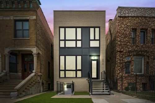 4818 Forrestville Ave, Chicago, IL 60615-1410
