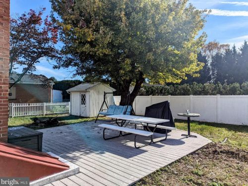 518 Diller Rd, Hanover PA  17331-4805 exterior