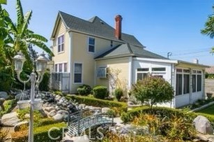 102 Lugonia Ave, Redlands, CA 92374-2236