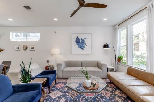 3207 Aldwyche Dr, Austin TX  78704 exterior