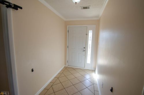 107 Conley Dr, Bonaire, GA 31005-3831