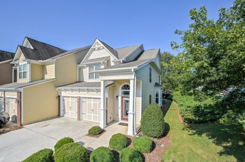 227 Parc View Ln, Holly Springs, GA 30188-6233