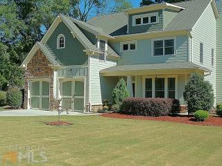 7945 Gracen Dr, Gainesville, GA 30506-8067