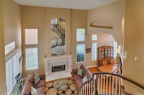 7637 Hollow Oak Rd, Anaheim, CA 92808-1426