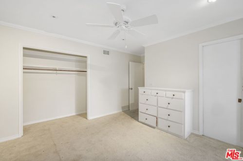 1216 Riv Ln, Santa Ana CA 92706-1425 exterior