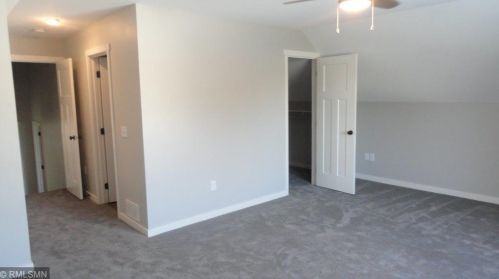 2018 English St, Saint Paul MN  55109-3427 exterior