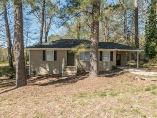 2365 Locust Ln, Atlanta, GA 30315-7610