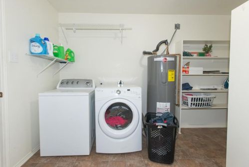 11308 Crst Mdw Ln, Austin TX  78748-3942 exterior