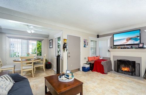 11802 Acacia Ave, Hawthorne CA  exterior