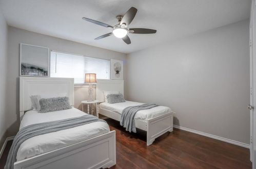 2129 Richbrook Dr, Garland TX 75044-7121 exterior