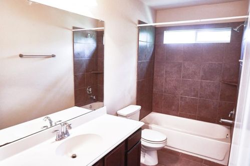 9099 Red Stag Ln, Conroe TX  exterior