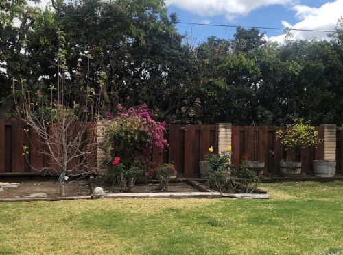 3056 Waukegan Ave, Simi Valley, CA 93063-1623