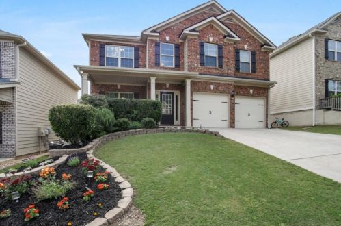 643 Ocean Ave, Holly Springs, GA 30114-7287