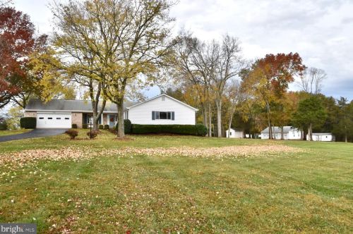 12031 Wright Ln, Bristow, VA 20136-1613
