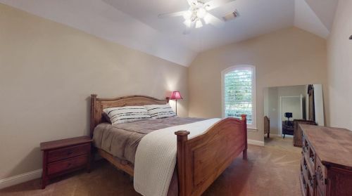 8760 Skyline Ln, Conroe TX  77302-3458 exterior