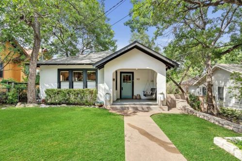 510 Academy Dr, Austin TX  78704-1815 exterior