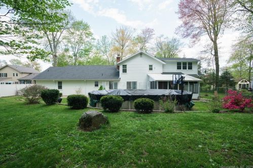 16 Ridge Rd, Southington, CT 06489-2437