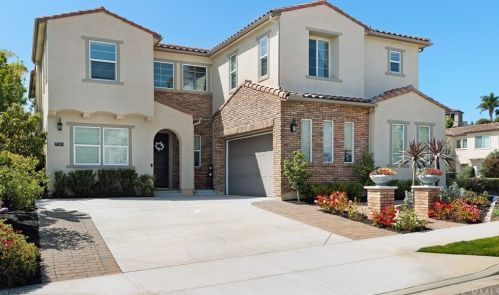 7060 Sitio Caliente, Carlsbad, CA 92009-2042