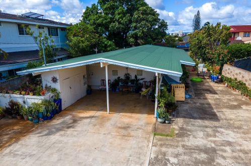 1430 Uila St, Honolulu HI  96818-1940 exterior