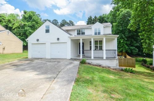 2826 Cobb Place Manor Ct, Marietta, GA 30066-3661