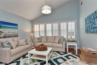 17591 Lebanon Cir, Irvine, CA 92614-6641