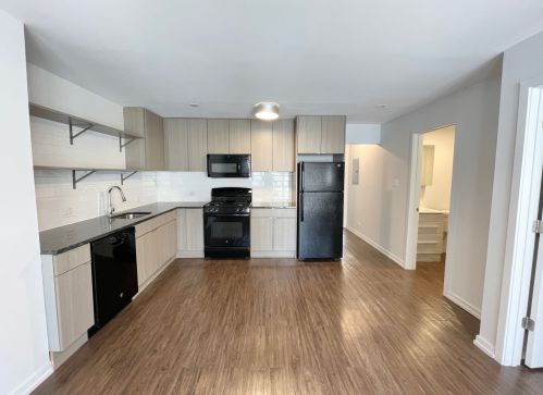 5411 Winthrop Ave, Chicago, IL 60640-1705