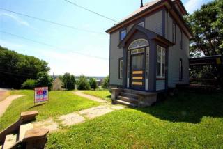 631 7th St, Davenport, IA 52803-5707