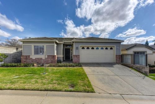 473 Brilliance Pl, Folsom, CA 95630-3162