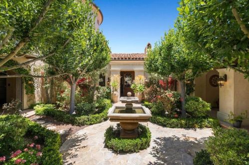 50 Golden Eagle, Irvine CA  92603-0308 exterior