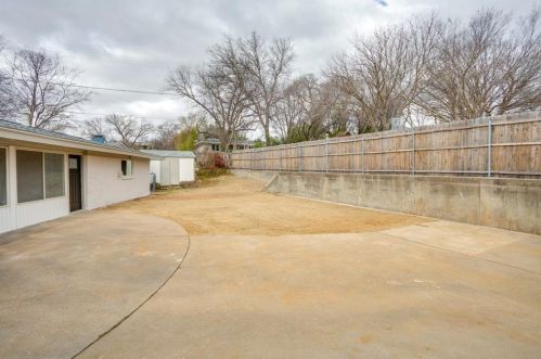 6486 Crestmore Rd, Fort Worth TX  76116-7323 exterior