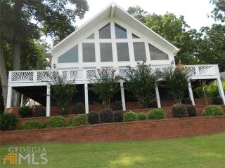 455 Pope Trl, Porterdale, GA 30014-6182