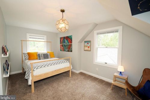 33 Wilder Ave, Princeton NJ  08540-0064 exterior