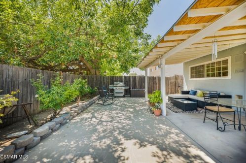 2824 Galena Ave, Simi Valley CA 93065-2712 exterior