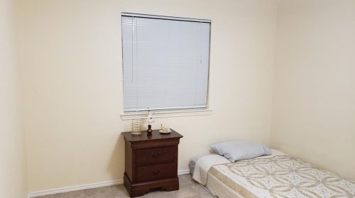 2430 Inverness Dr, Garland TX 75040-8848 exterior