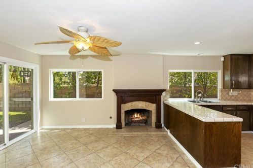 7325 Calle Granada, Anaheim CA  92808-1033 exterior