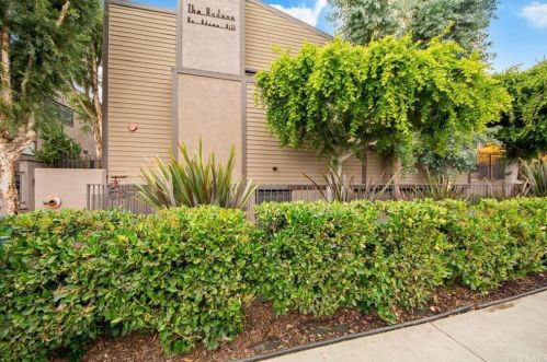 1116 Palmer Ave, Glendale CA  91205-4401 exterior