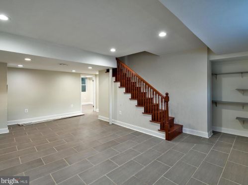 8708 Sundale Dr, Silver Spring MD 20910-5039 exterior