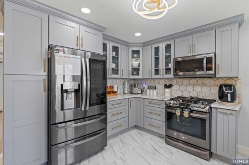 145 Totowa Ave, Paterson NJ  07502-0020 exterior