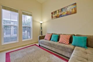 1832 Snell Pl, Milpitas, CA 95035-4143