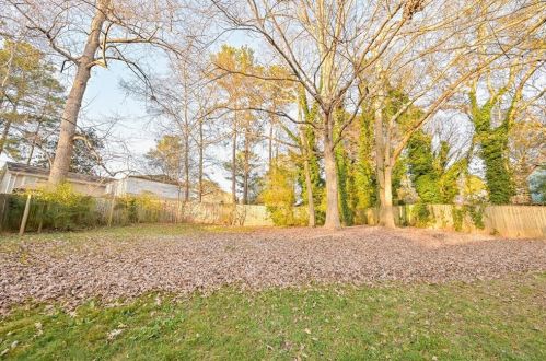 2843 Woodfield Dr, Rex, GA 30273-2002