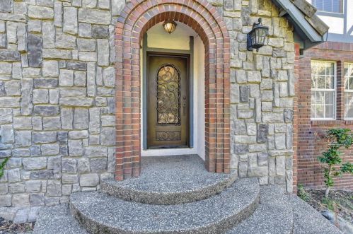 620 Tanbark Oak Ct, Folsom, CA 95762-3933