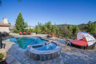 15287 Moonglow Dr, Ramona, CA 92065-4528