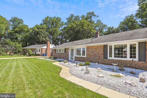 7910 Ellet Rd, Springfield, VA 22151-2402