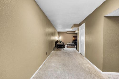 4852 Tower Way, Aurora CO 80015-3208 exterior