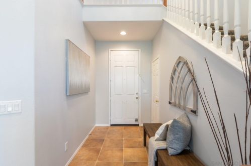 33246 Embassy Ave, Temecula, CA 92592-1362