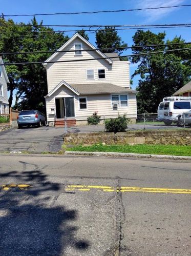 3 Spring Hill Ave, Norwalk CT  06850-3021 exterior
